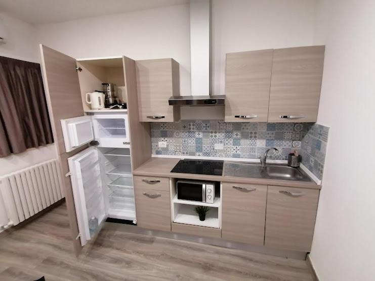 Indipendent Mini Apartment Pescara Centro المظهر الخارجي الصورة